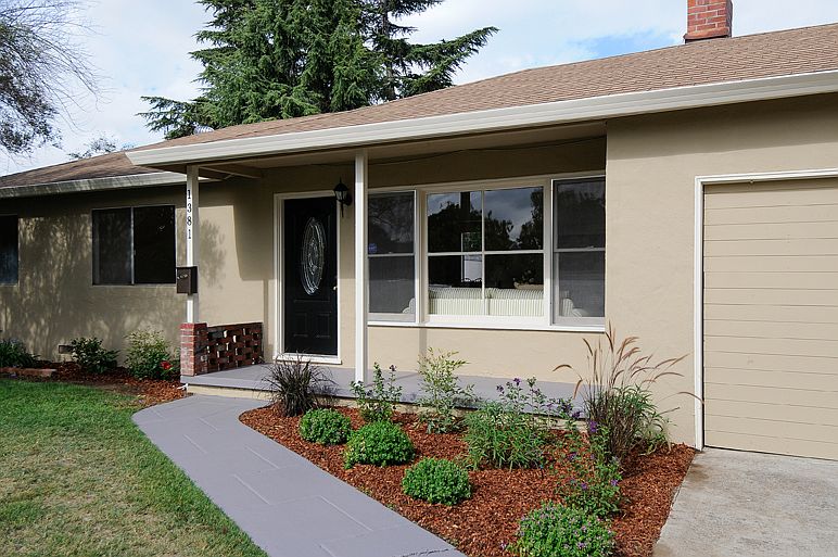1st image of 1381 Lillian Ave