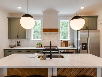2038 Maple View Ln, Nashville, TN, 37207