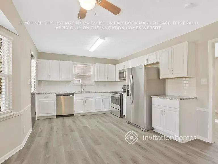 5370 Zachary Dr — Photo 8