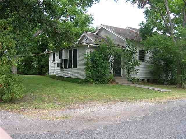 1st image of 2101 Gulfway Dr