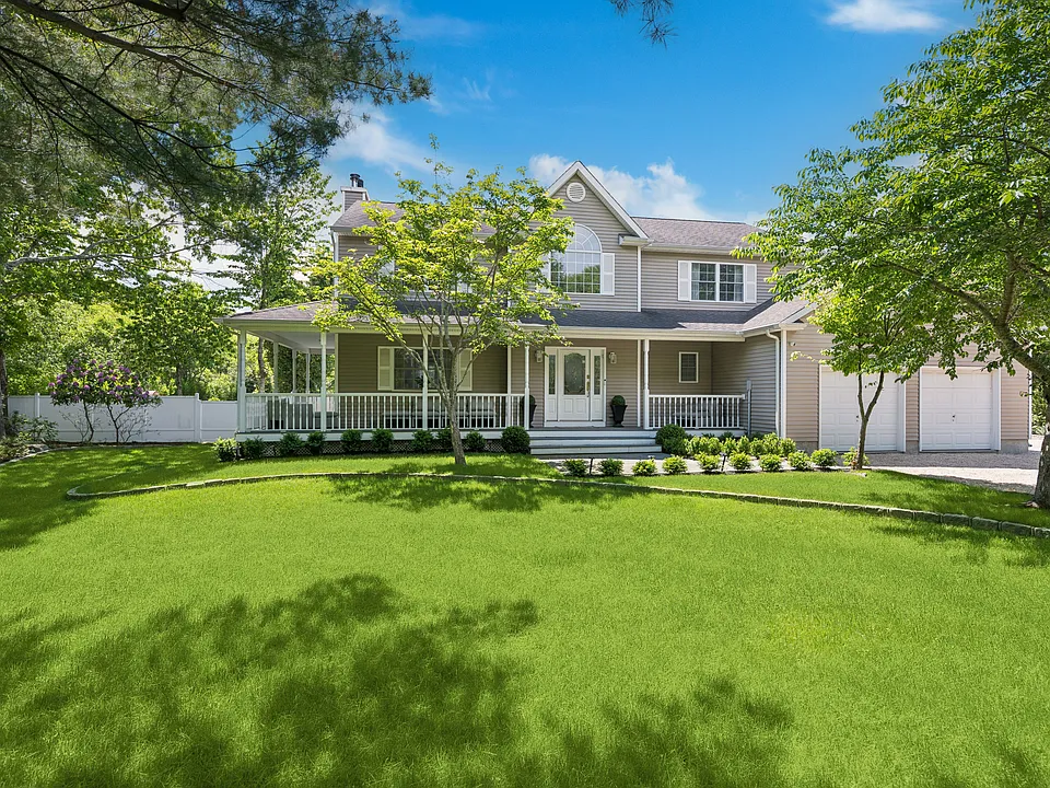 167 Tuckahoe Ln