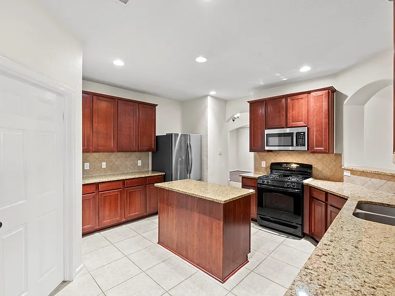 16710 Jelly Park Stone Dr — Photo 11