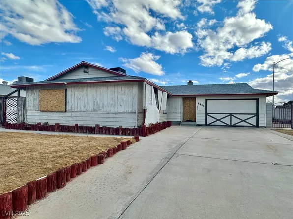 6489 Gunderson Blvd, Las Vegas, NV 89103