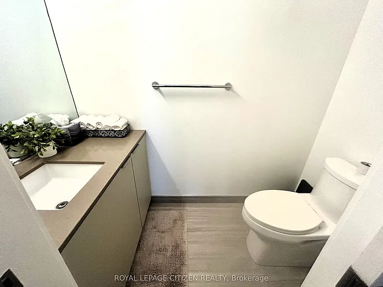 30 Ordnance St #2402 — Photo 7