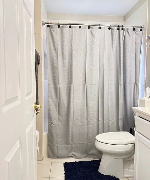 Full Bathroom 2 bathtub and shower