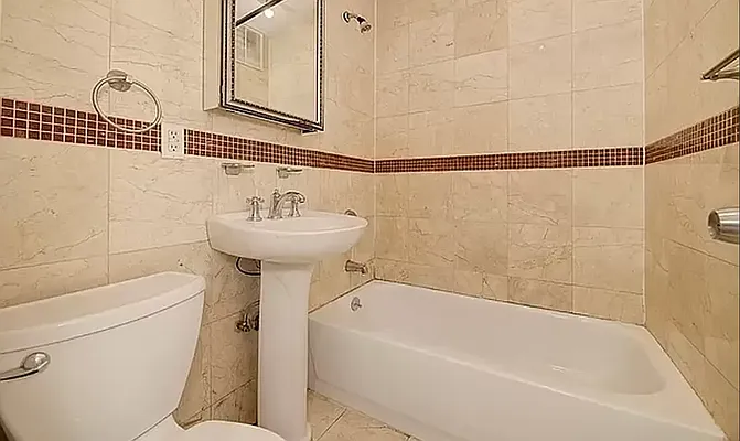 Rented by REAL New York | media 4