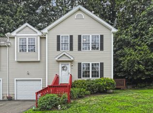 109 Center St UNIT 3-2, East Haven, CT 06513