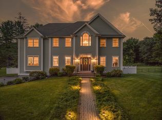 4 Hillcrest Rd, Bedford, MA 01730