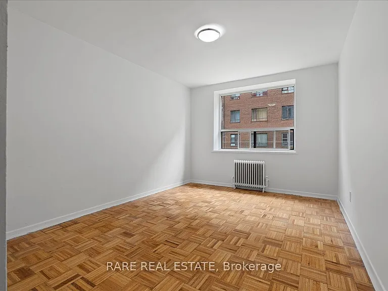 3111 Eglinton Ave E #102 — Photo 8
