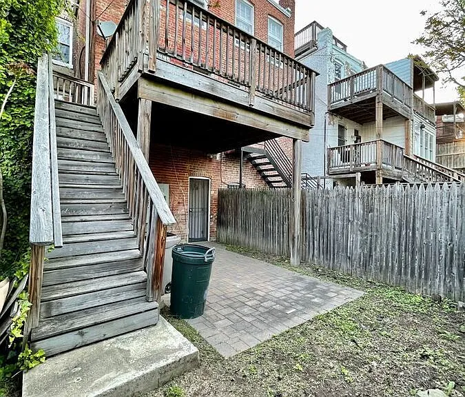 68 V St NW #1 — Photo 29