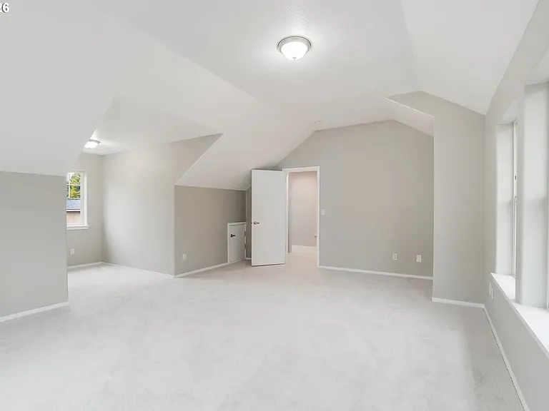 22436 SW Meissinger Pl — Photo 33