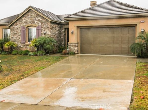 8245 Soft Winds Dr