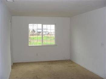 5th image of 4490 Helens Oaks Cir