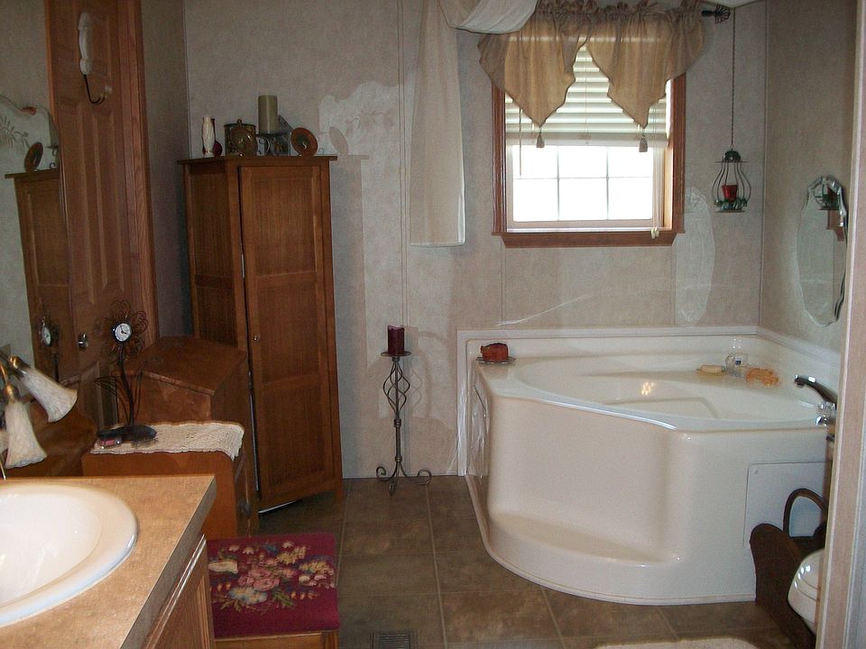 Master Bath 2