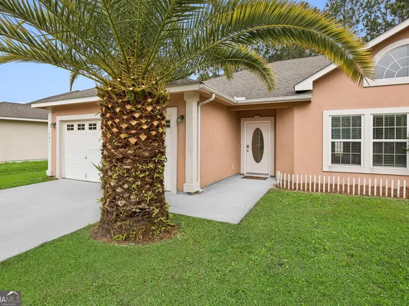 121 Magnolia Ct, Kingsland, GA 31548