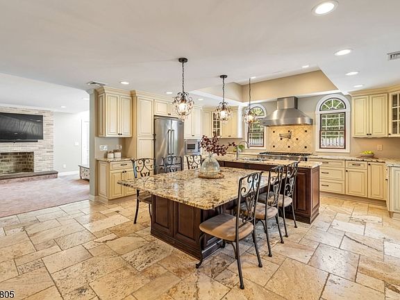 4th image of 26 Rabkin Dr