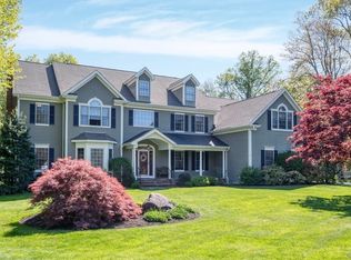 20 Stonewall Ln, Ridgefield, CT 06877