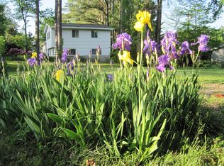 907 S Taylor Dr, Carbondale, IL 62901