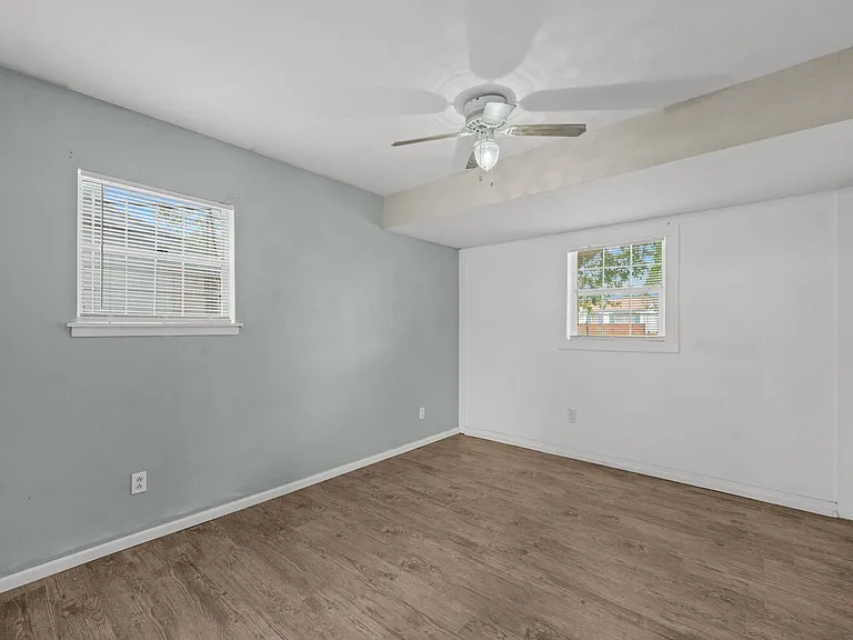 2612 E Auburn St — Photo 10
