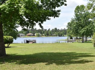 119 Ridge Lake Dr, Manning, SC 29102