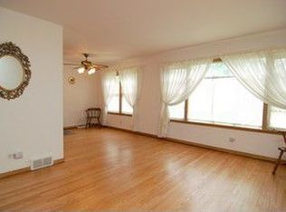 4045 W Devon Ave, Chicago, IL 60646