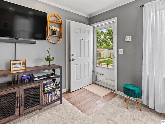 5th image of 5831 Sahler St