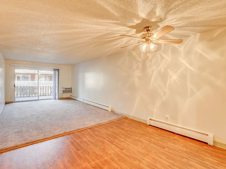 Edelweiss Apartments — Photo 26