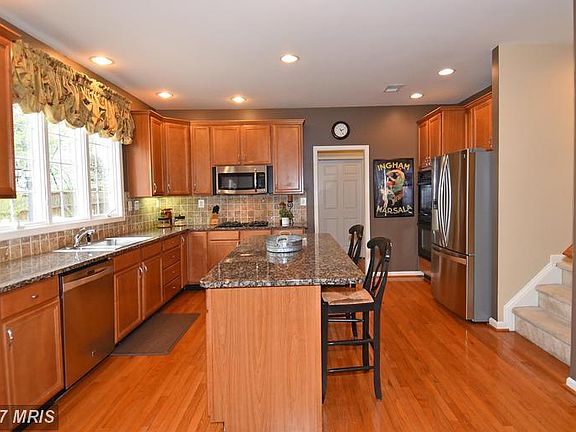 2nd image of 13537 Heathrow Ln
