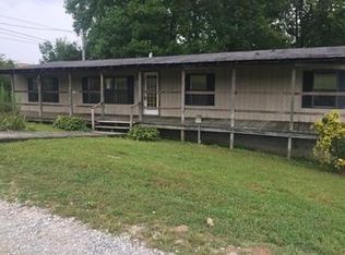 3969 Celina Hwy, Allons, TN 38541