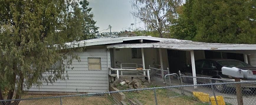 1st image of 1810 NE Wheatland Dr APT B