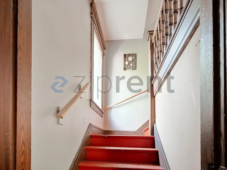 30 Forest Park Ave #2 — Photo 8