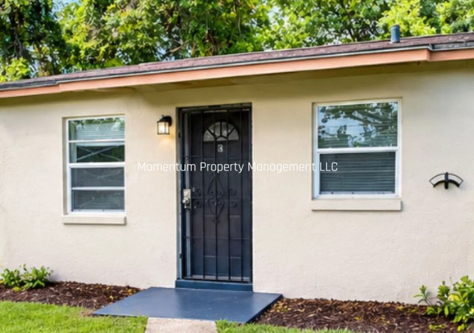 1118 E 124th Ave Unit C Tampa, FL 33612 — Photo 1