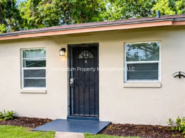 1118 E 124th Ave APT C, Tampa, FL 33612
