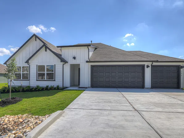 The Holden Plan, Sonoma Oaks