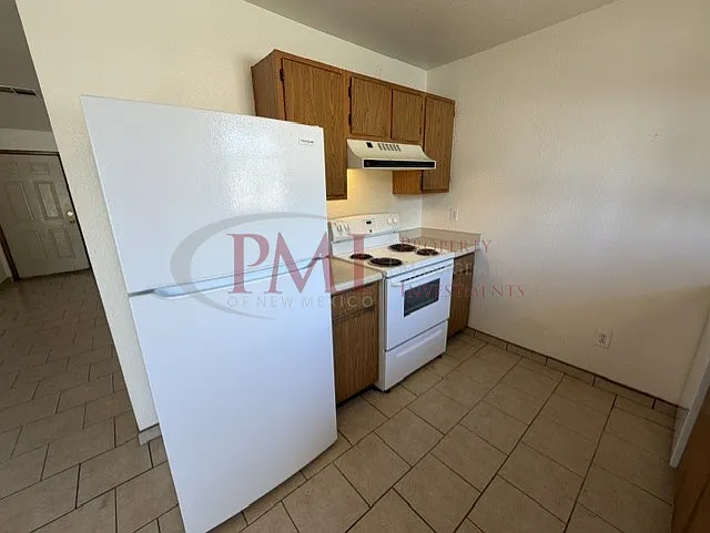 2306 S. Espina Street Unit C12 — Photo 83