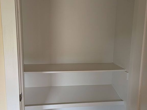 5th image of 3884 Rivermont Rd