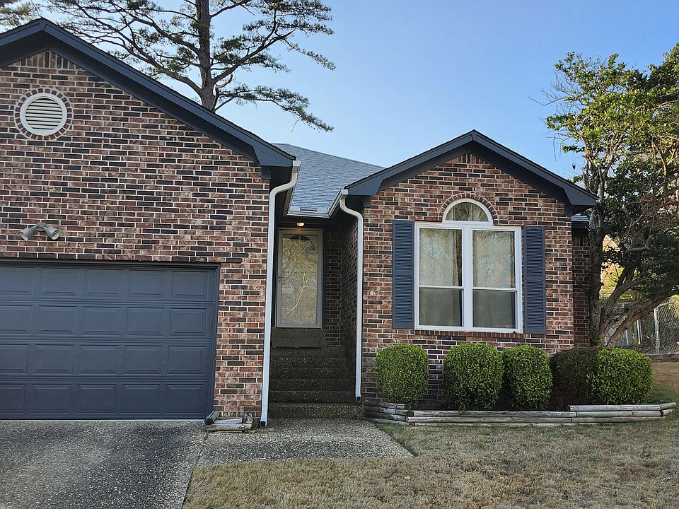 1st image of 18 Forest Brook Ct