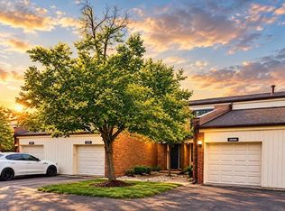 18268 University Park Dr, Livonia, MI 48152
