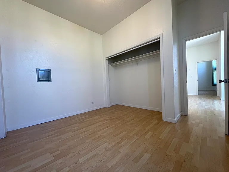 2903 Mission St #3 — Photo 11