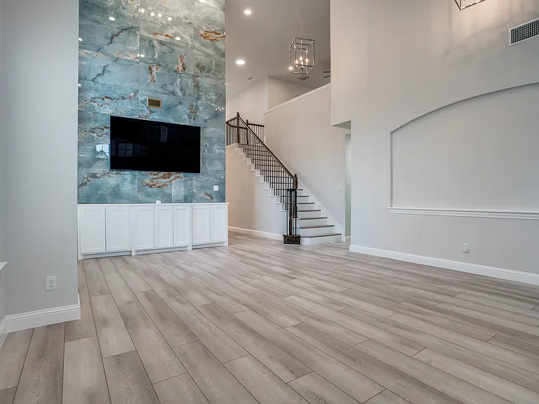 2811 Killdeer Trl — Photo 4