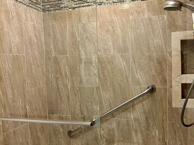 802 Spain St #3 — Photo 38