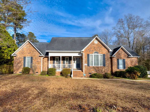 1045 Pebble Ln, Manning, SC 29102