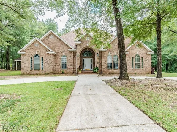 320 Baltimore Ct, Satsuma, AL 36572