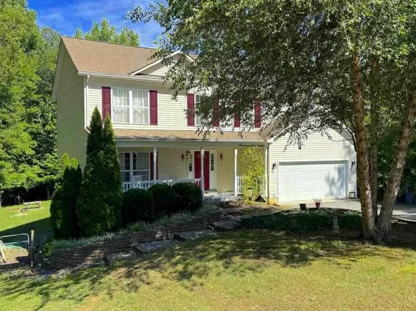 7459 Dogwood Ln, King George, VA 22485