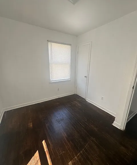 503 W Richland St — Photo 9
