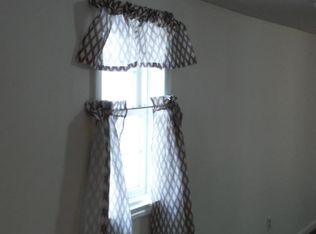 303 E Maple St, Caneyville, KY 42721