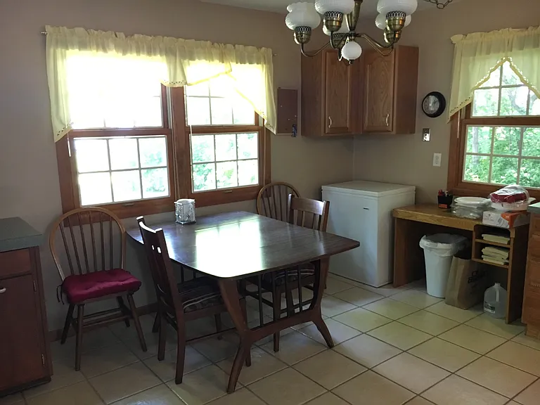 4544 Washington Blvd — Photo 8