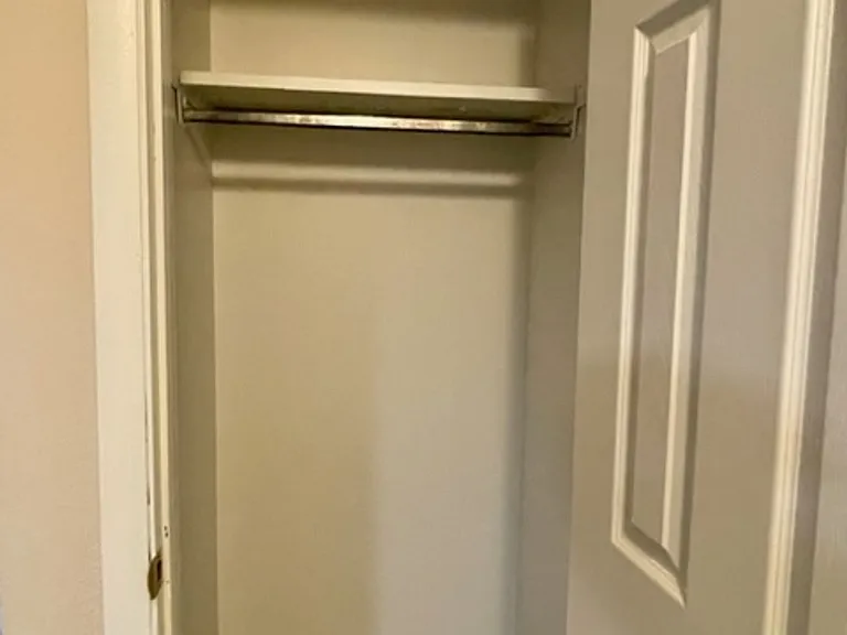 Oak Valley Apartments — Photo 48