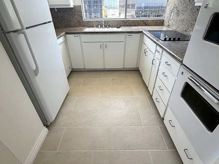 2160 Century Park E #1101 — Photo 11