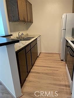 4th image of 610 The Vlg Unit 306
